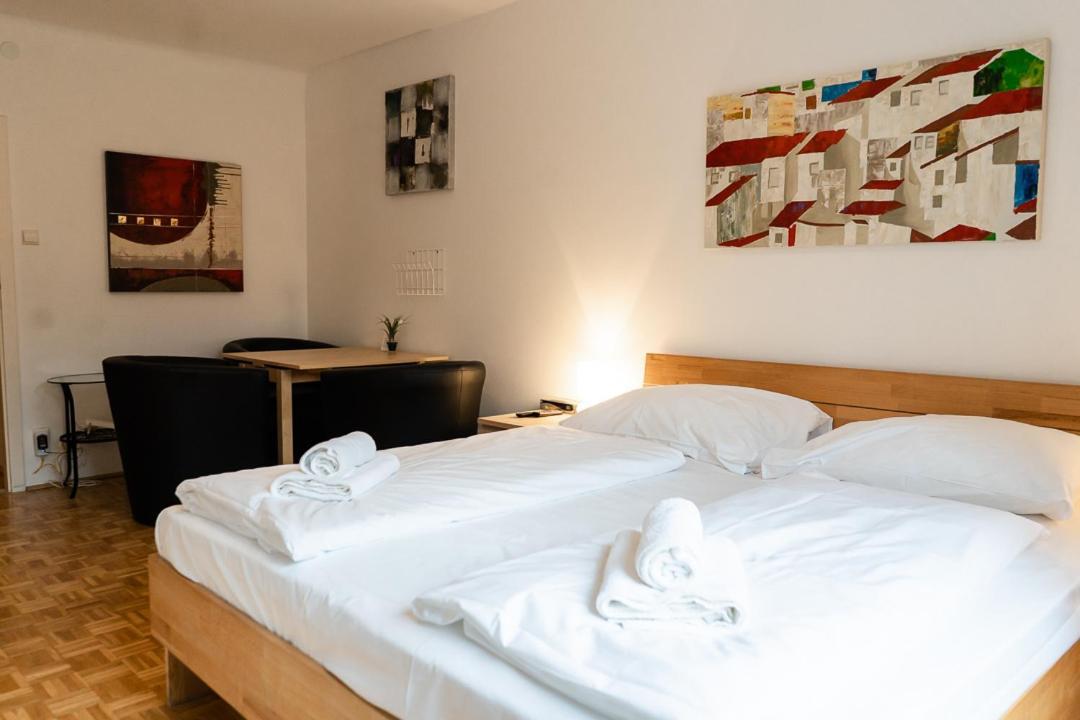 וינה Central Living - Stephansdom Apartments חדר תמונה